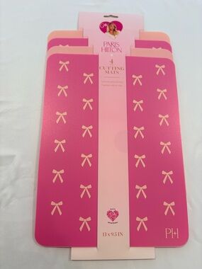Paris Hilton Hot Pink Cutting Mats with Pale Pink Bow Print - Set of 4